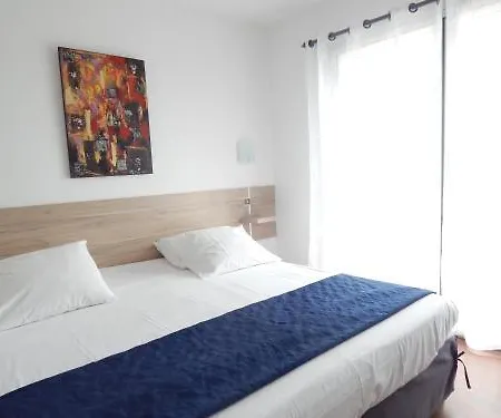 Acapella Hotel 3*