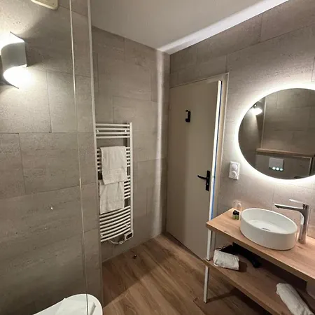 Acapella Hotel 3*