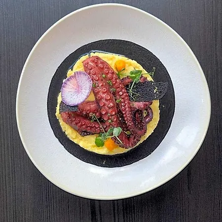 Acapella Restaurant Hotel 3*